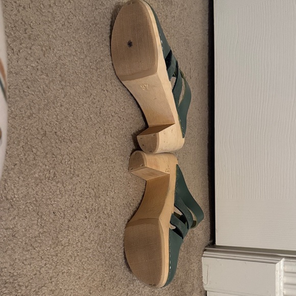 Green Leather Maguba Swedish Women's Clogs 37 *rare color* - Picture 6 of 7